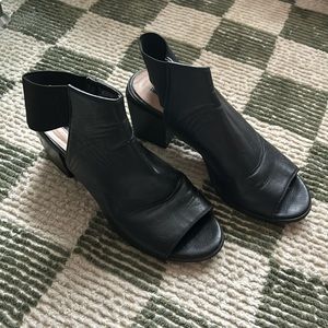 Forever 21 peep toe chunky heels